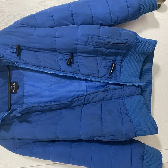 Winter Jacket - Picture 4 of 6